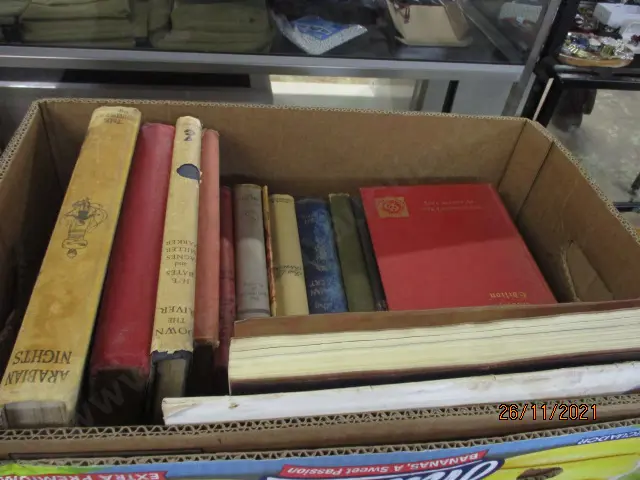 Books Image 1++
