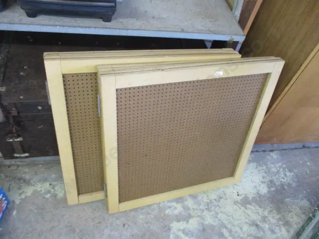 2 Pegboards Image 1++