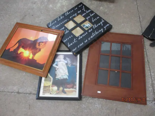 Frames and Prints Image 1++