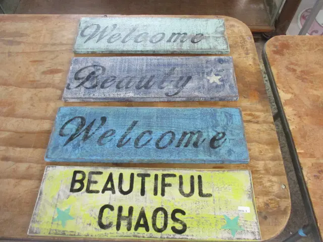 4 Wooden Signs Image 1++