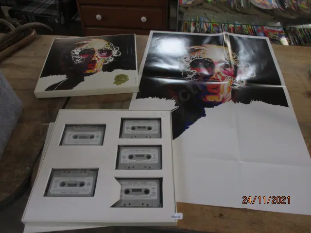 Elton John Cassette Set Image 1++