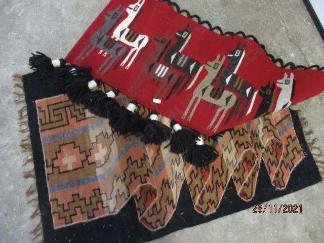 Ethnic Rugs Image 1++