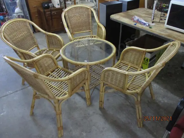 Cane Patio Set Image 1++