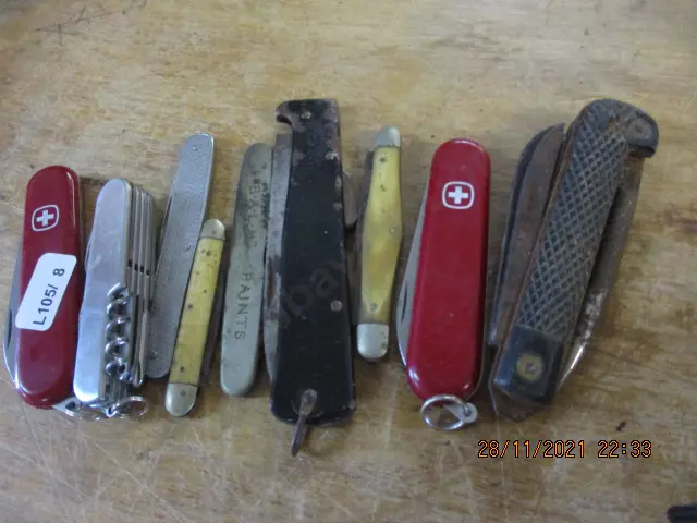 Pocket Knives Image 1++