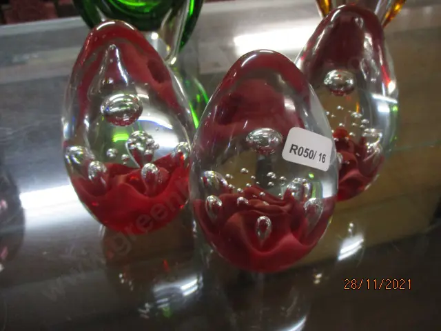 3 Art Glass Paperweights Image 1++