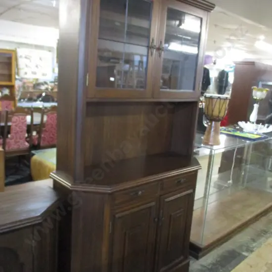 Hutch Dresser