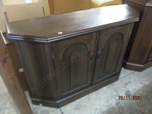 Small Dresser Image 1++