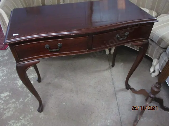 Hall Table with 2 Drawers Image 1++