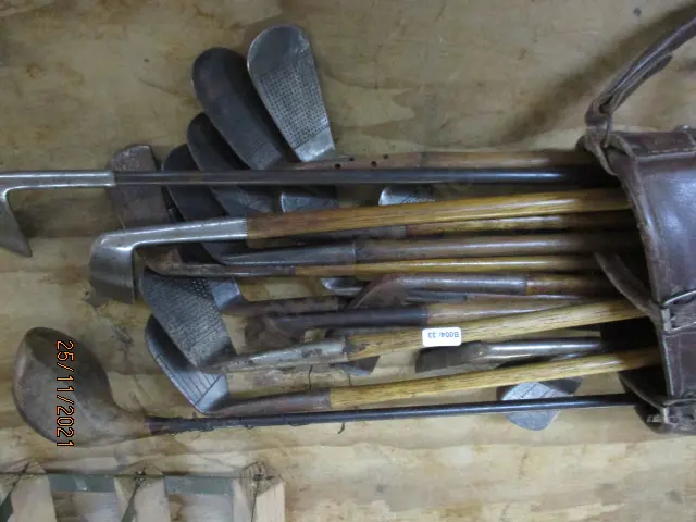 Hickory Clubs Image 1++