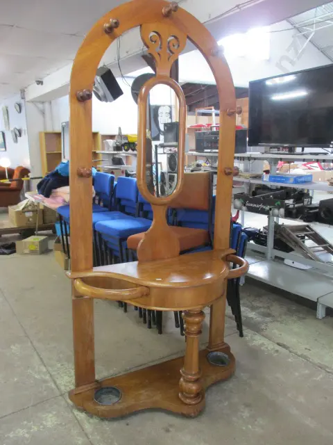 Vintage Rimu Hallstand Image 1++