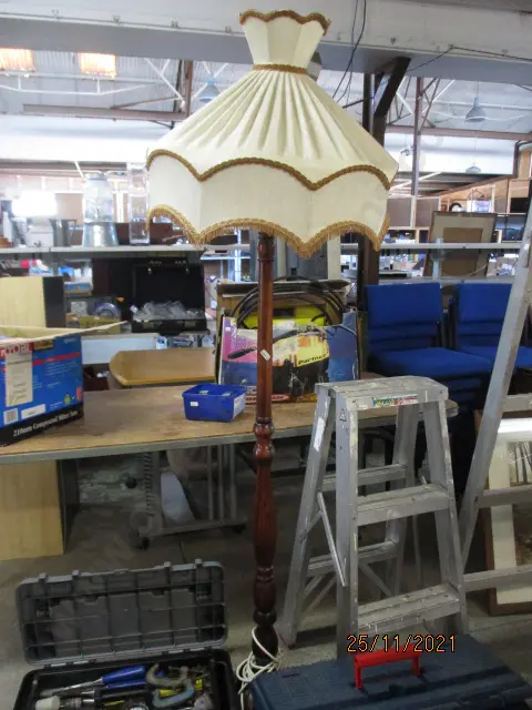 Std Lamp Image 1++