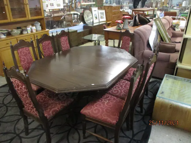 Dining Table and 8 Chairs Image 1++