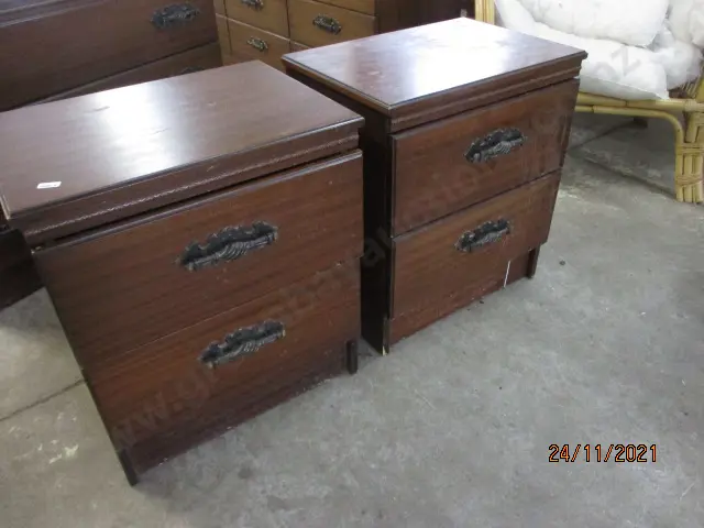 Pr Bedside Cabs Image 1++
