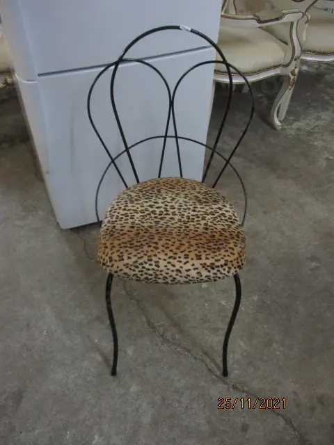 Bedroom Chair Image 1++
