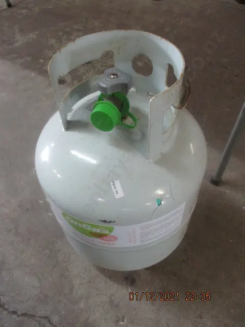 Gas Bottle Image 1++