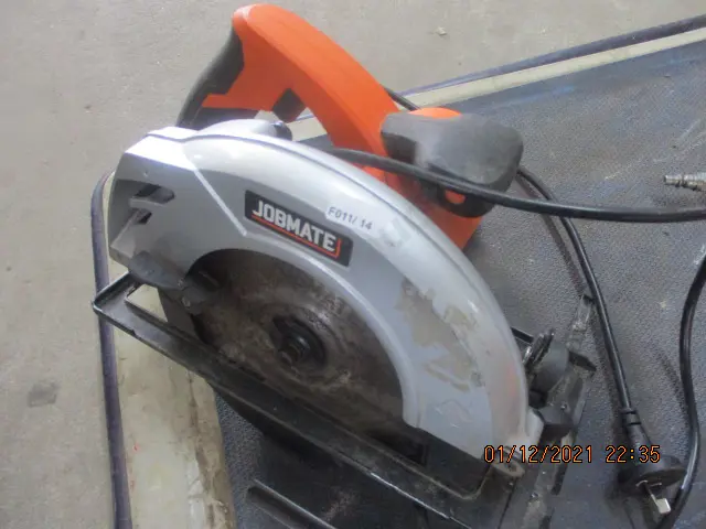 Power Saw Image 1++