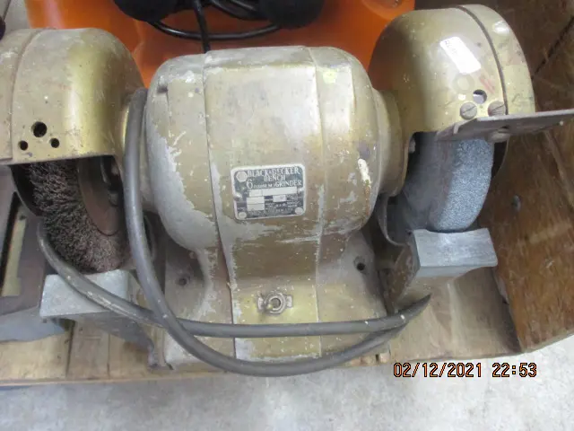 Bench Grinder Image 1++