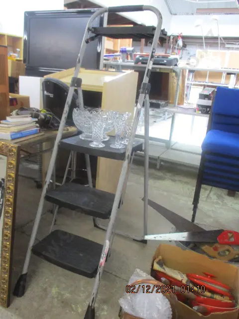 Step Ladder Image 1++