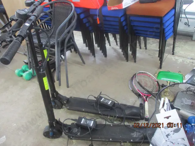 2 Battery Scooters Image 1++