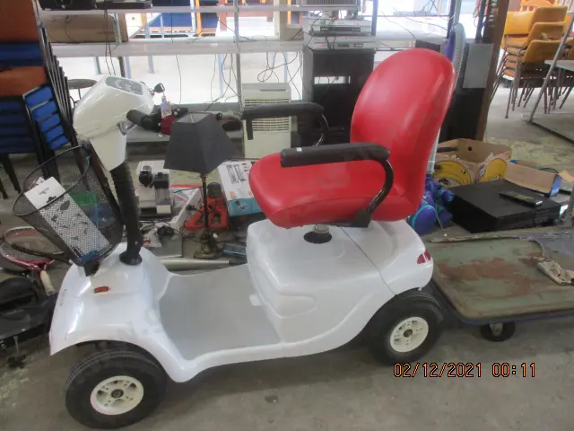 Mobility Scooter (af) Image 1++