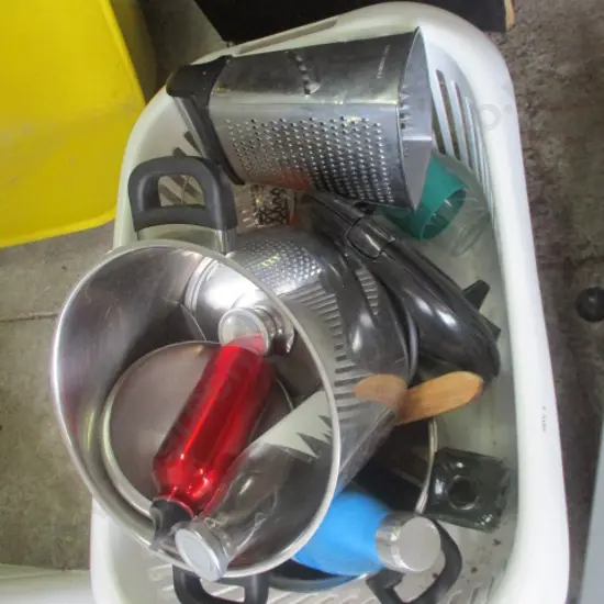 Kitchenware