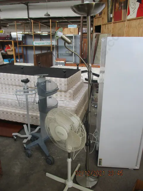 Uplamp and fan Image 1++