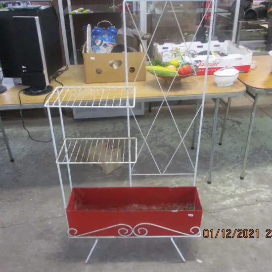 Retro Plantstand