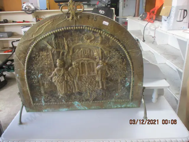 Brass Screen Image 1++