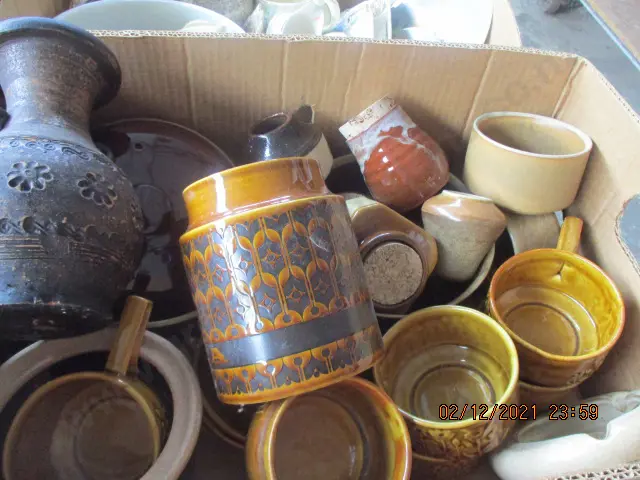 Pottery Image 1++