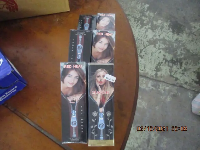 Perfumes Image 1++