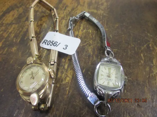 2 Ladys Watches Image 1++