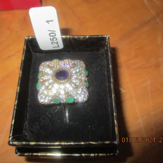Dress Ring