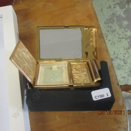 Vintage Compact