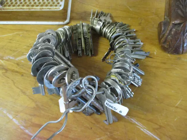 Large Bundle Keys Image 1++