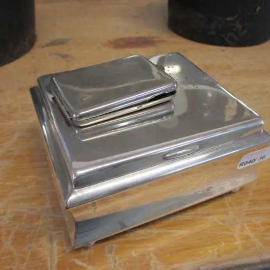 Vesta and Cig Box