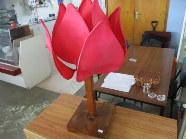 Lotus Lamp Image 1++