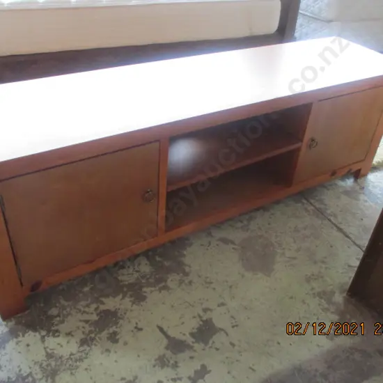 Entertainment Cab