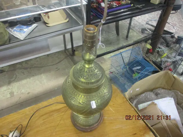 Brass Lampbase Image 1++
