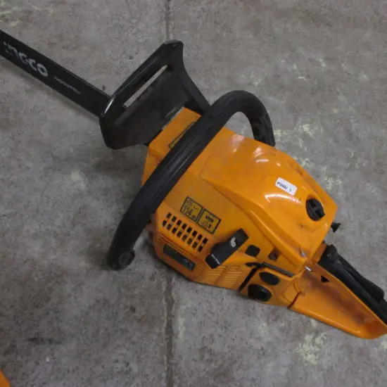 Chainsaw