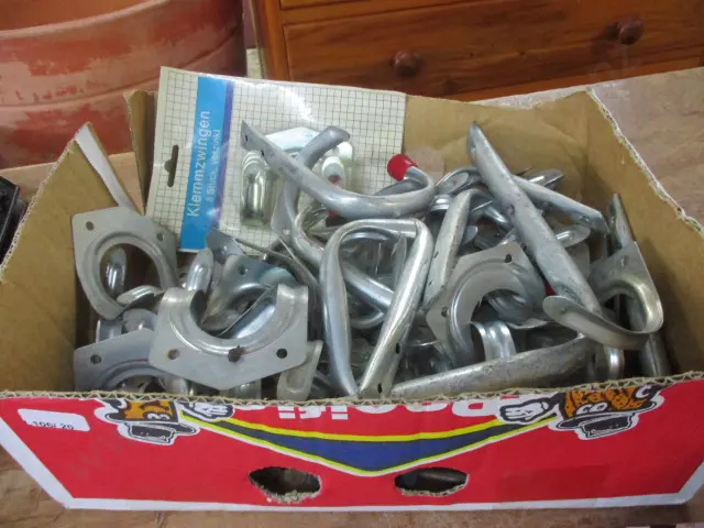 Garage Hooks Image 1++