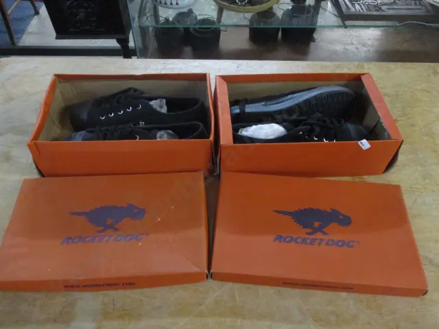 Sneakers x 2pr Image 1++