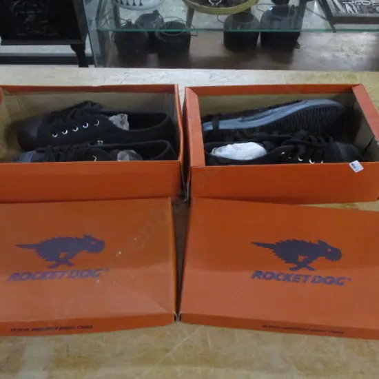 Sneakers x 2pr