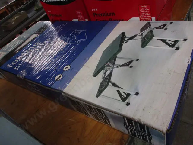Folding Picnic Table Image 1++