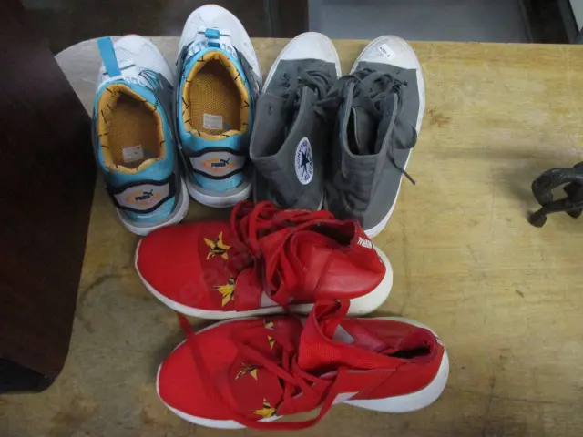 Sneakers Image 1++