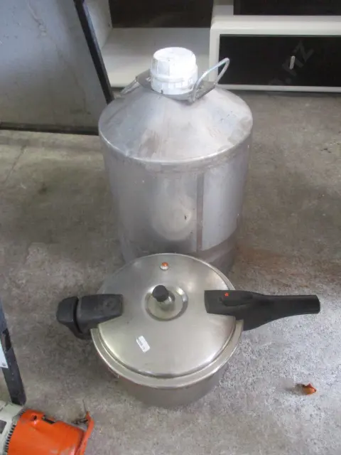 Cannister and Cooker Image 1++
