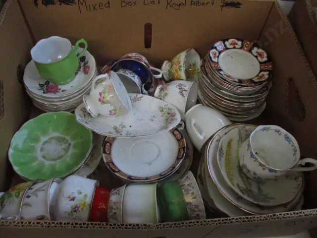 Boxed China Image 1++