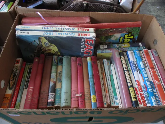 Books Image 1++