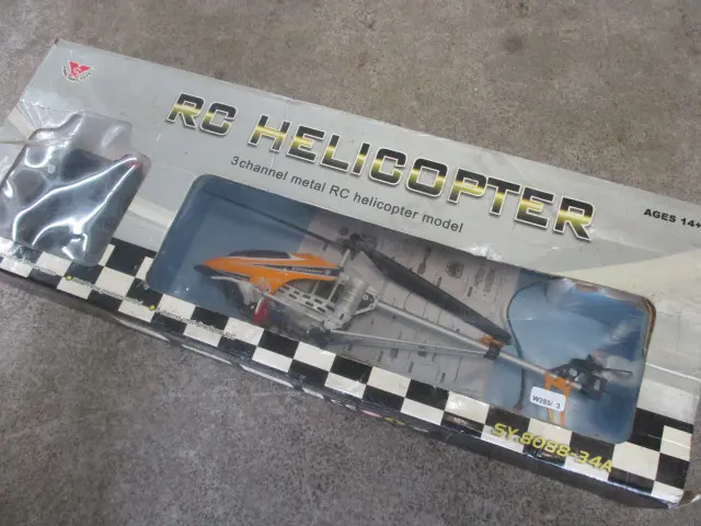 R/c Heleicopter Image 1++