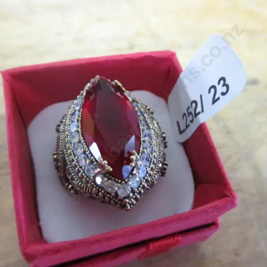 Dress Ring