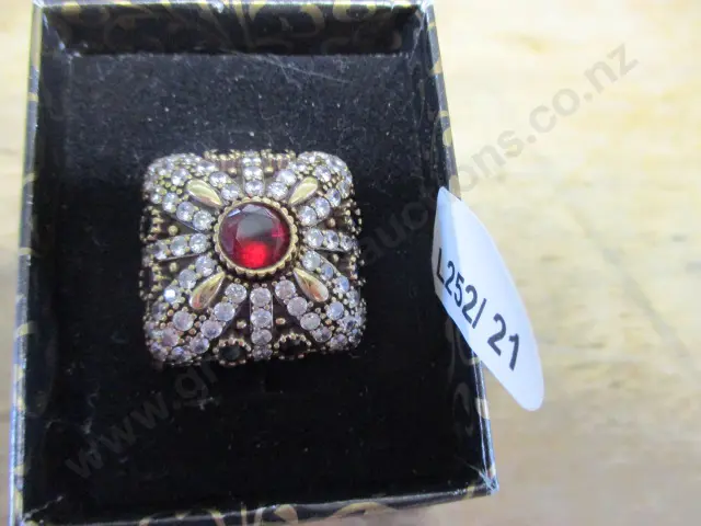 Dress Ring Image 1++